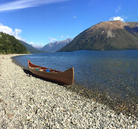 Moxie Travel - Canoeing on Lake Rotoroa