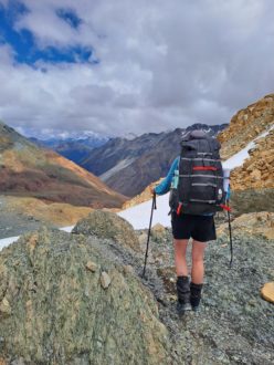 New Zealand Hiking - Fiery Col